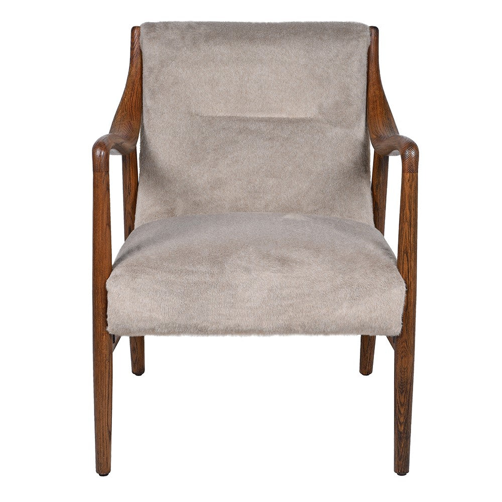 CARDI Oak Accent Chair with plush fawn-colored upholstery and solid oak frame, perfect for modern and classic interiors.