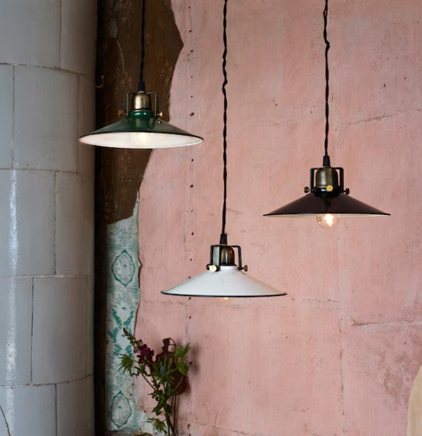 TIM pendant light with metal shade and vintage-style brass hardware, available in white, green, or black finishes.