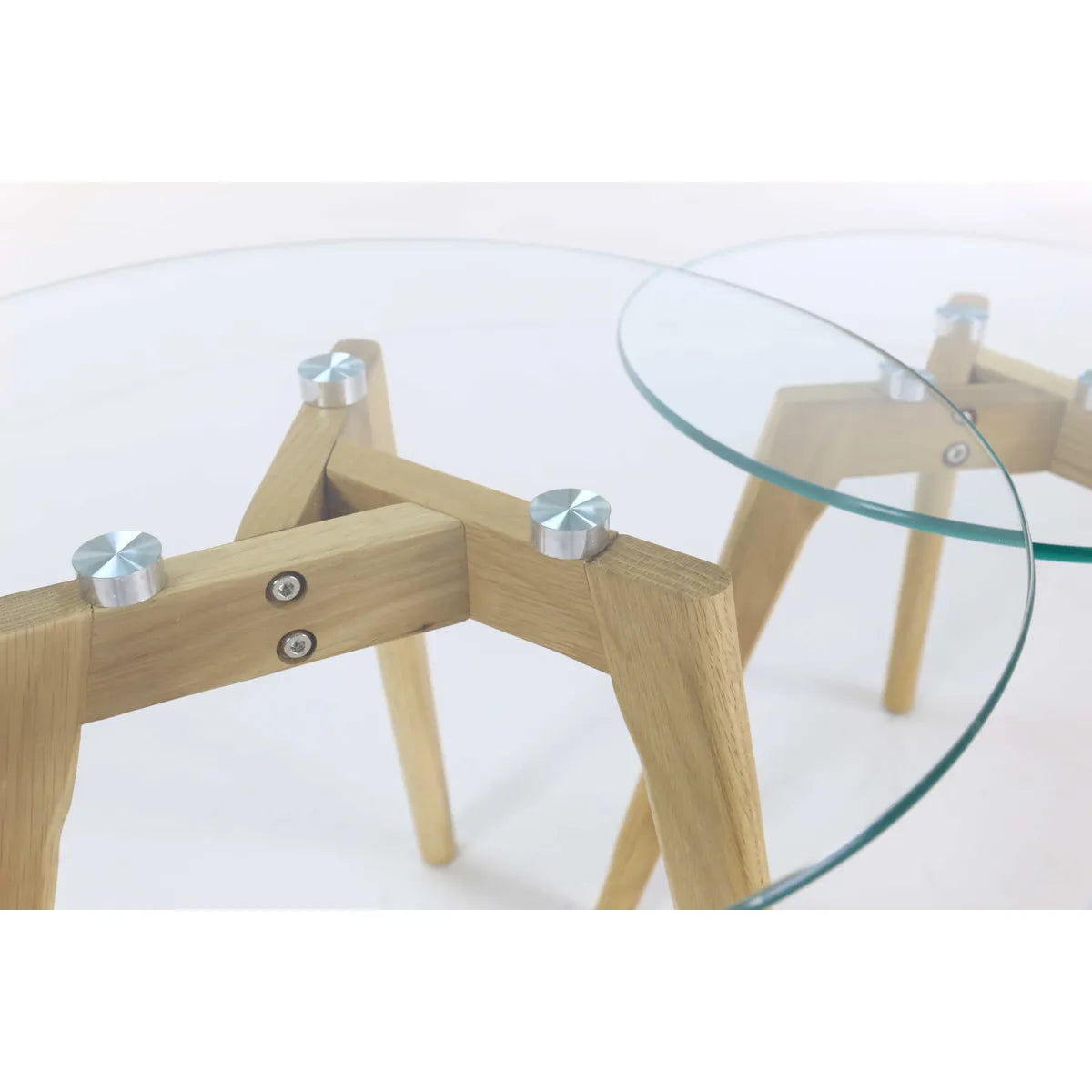 Set of 2 Bloom nesting tables with glass tops and wooden legs – AK Interior Living